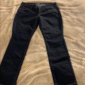 never worn old Navy skinny dark wash jeans